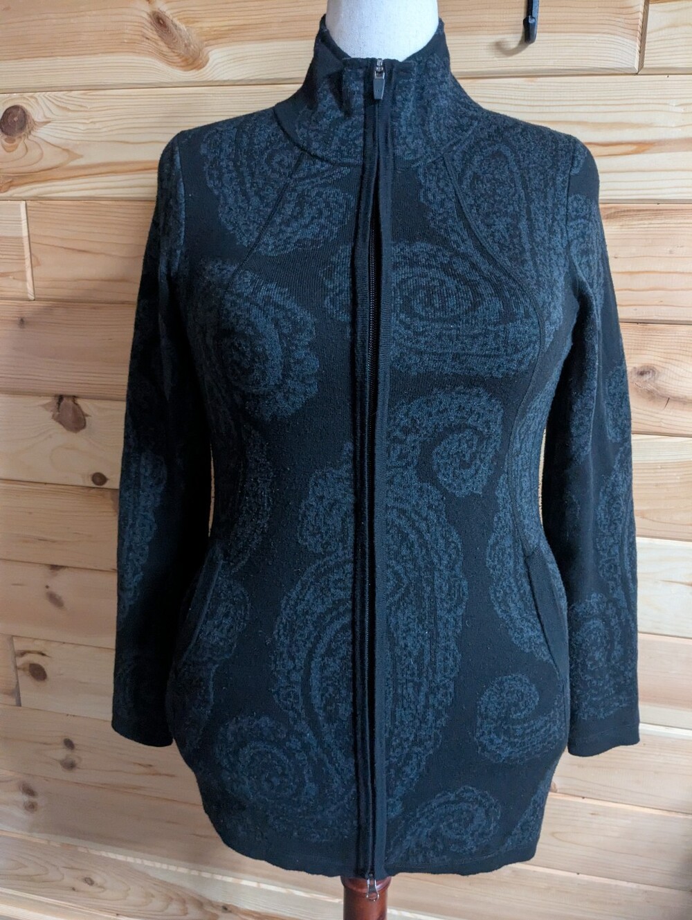 Cynthia Rowley Medium Black/Gray Paisley Zip Jacket Cardigan Sweater Top